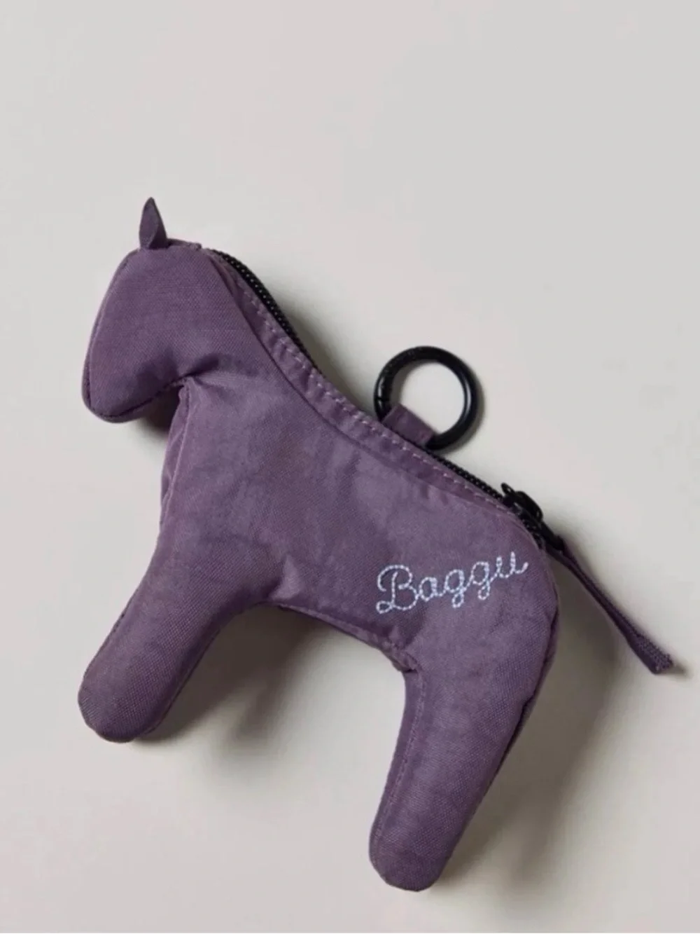 BAGGU dusty violet large nylon crescent and horse charm - Picture 2 of 6
